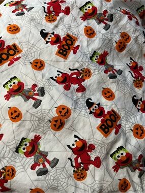 Halloween Sesame Street twin bed sheets